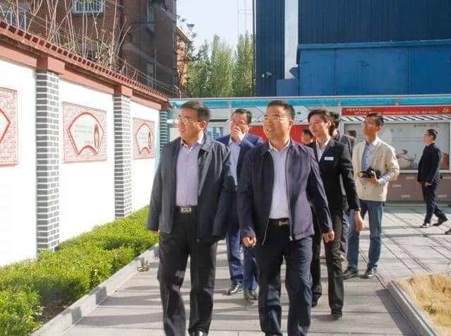 區(qū)委常委、區(qū)紀(jì)委書記、區(qū)監(jiān)委主任王慶峰調(diào)研天意機(jī)械