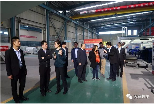 碧桂園集團(tuán)副總裁兼采購中心總經(jīng)理楊麗興一行蒞臨天意參觀考察 碧桂園集團(tuán)副總裁兼采購中心總經(jīng)理楊麗興一行蒞臨天意參觀考察